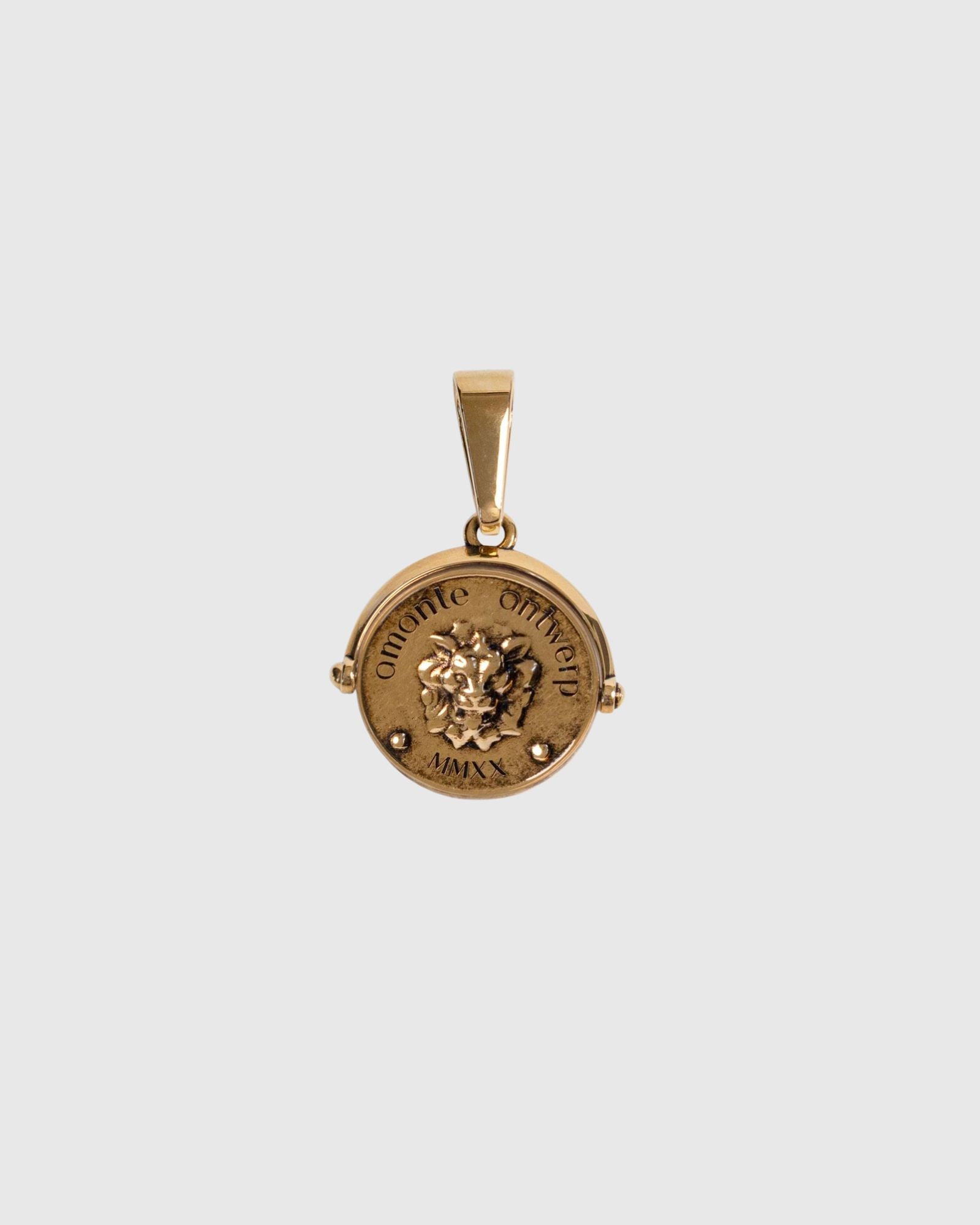 Fea Small Coin