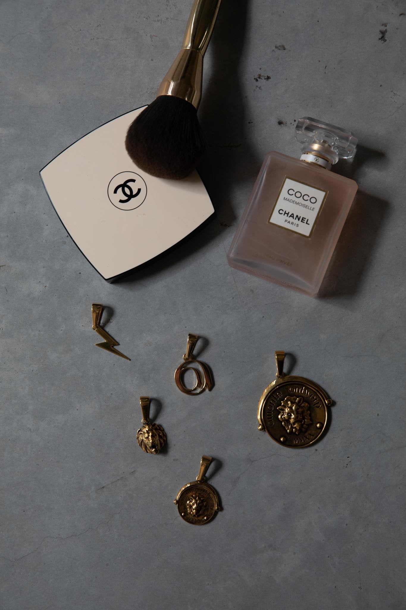 Amante Charm