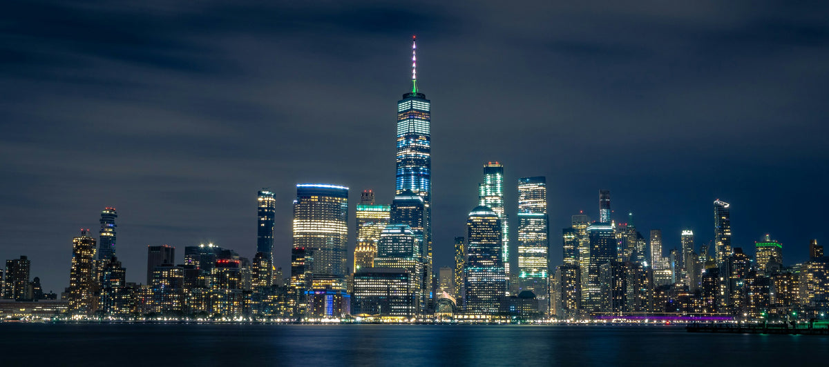 Manhattan skyline at night
